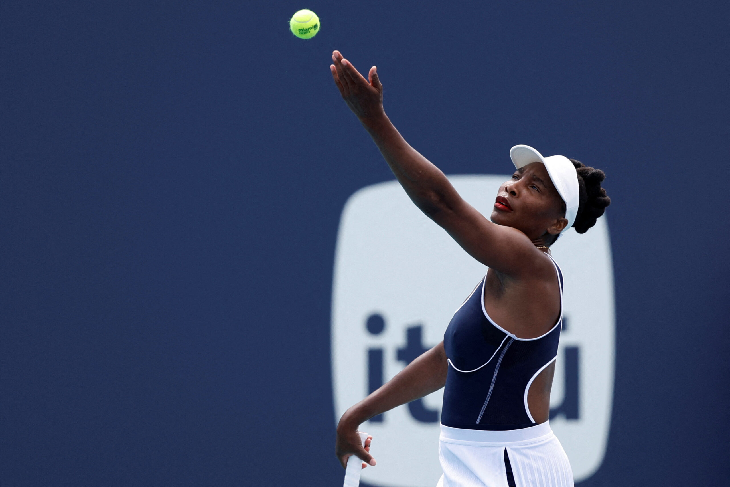 Venus Williams vira jogadora mais velha a vencer partida de simples da WTA em 21 anos
