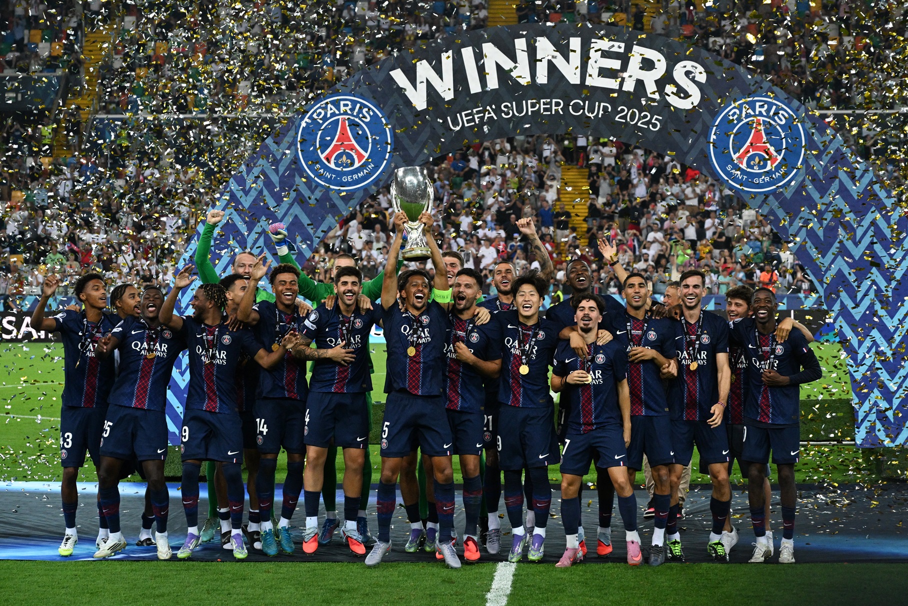 PSG marca no fim, leva decisão com Tottenham aos pênaltis e conquista a Supercopa
