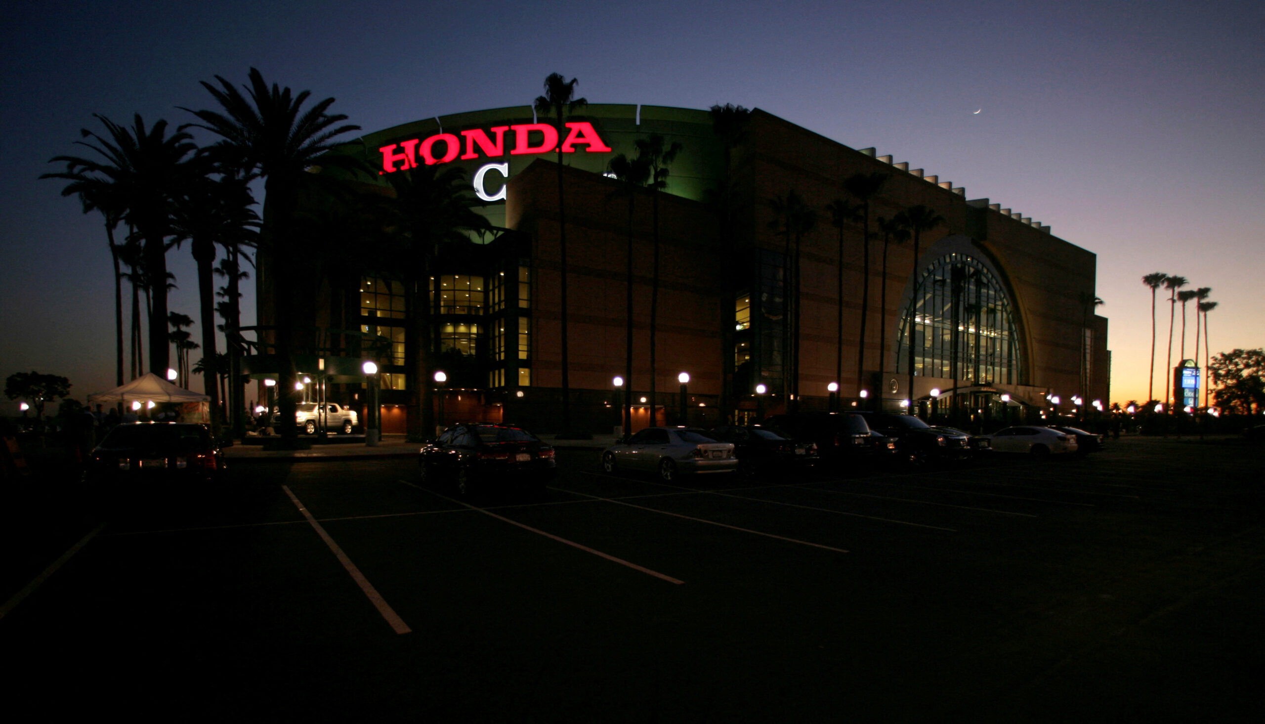 LA28 terá naming rights pela 1ª vez em Olimpíadas; Comcast e Honda estreiam acordos