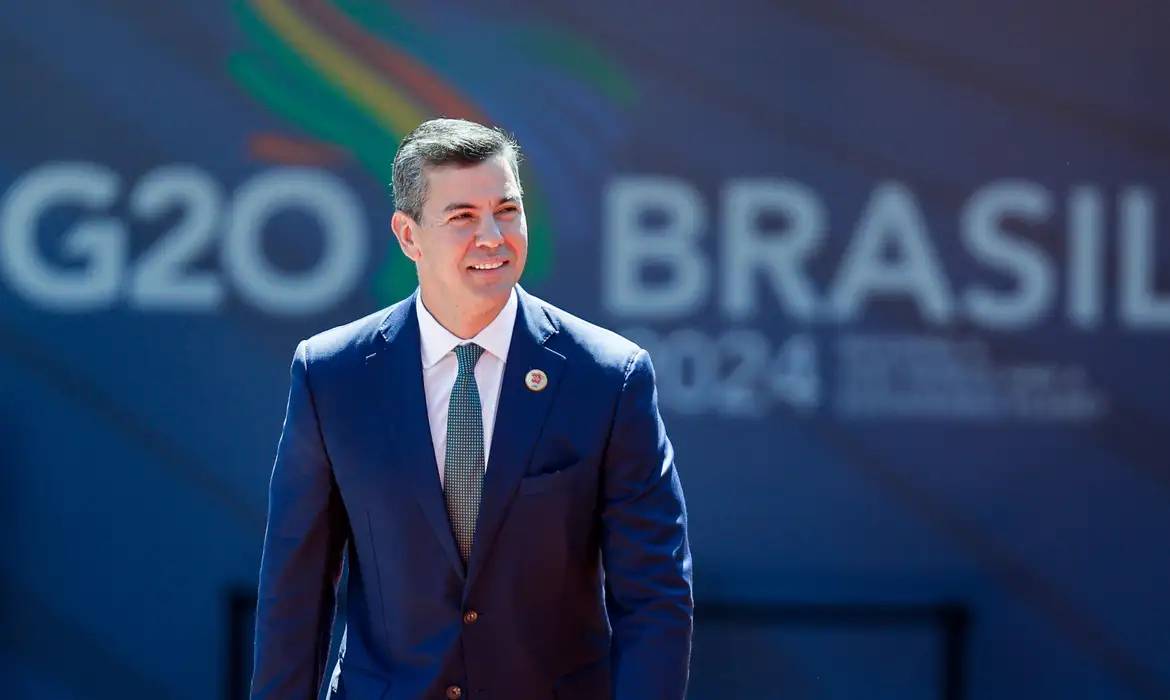 Presidente do Paraguai decreta feriado após classificação do país à Copa de 2026