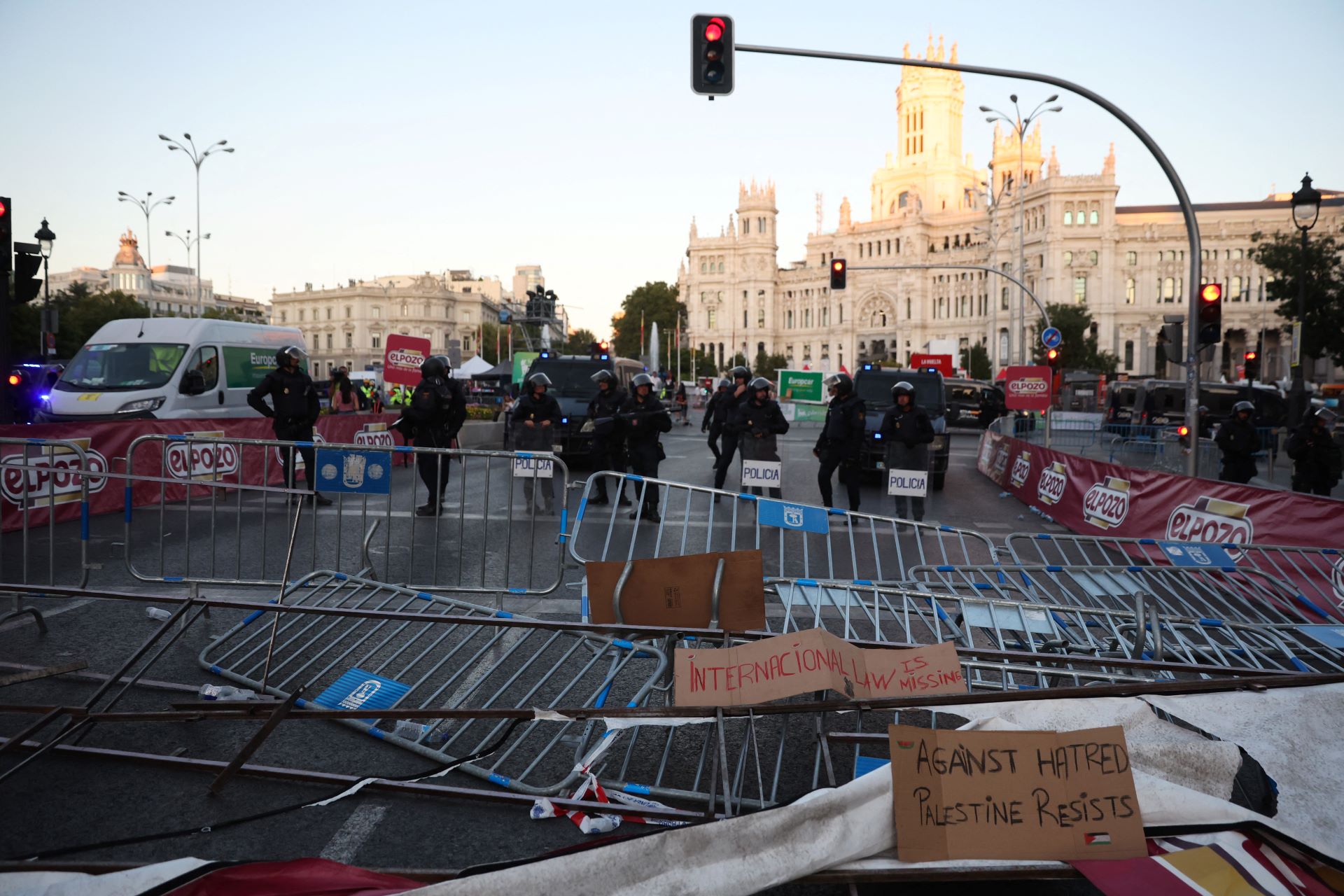 Ciclismo, tênis, futebol… Manifestantes pró-Palestina usam competições para protestar
