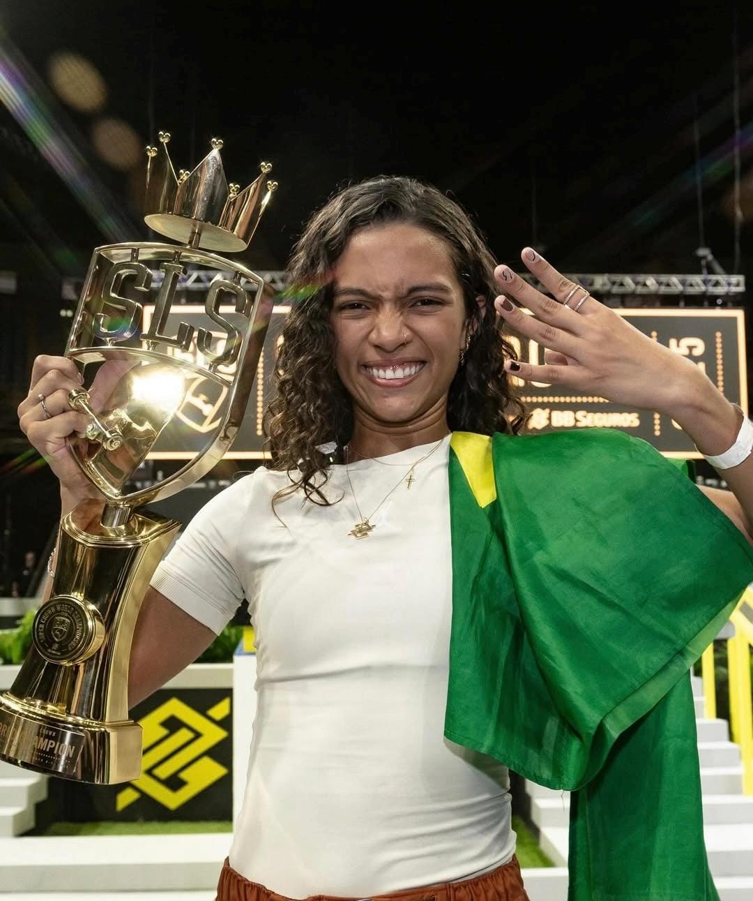 É tetra! Rayssa Leal faz história e vence Liga Mundial de Skate Street
