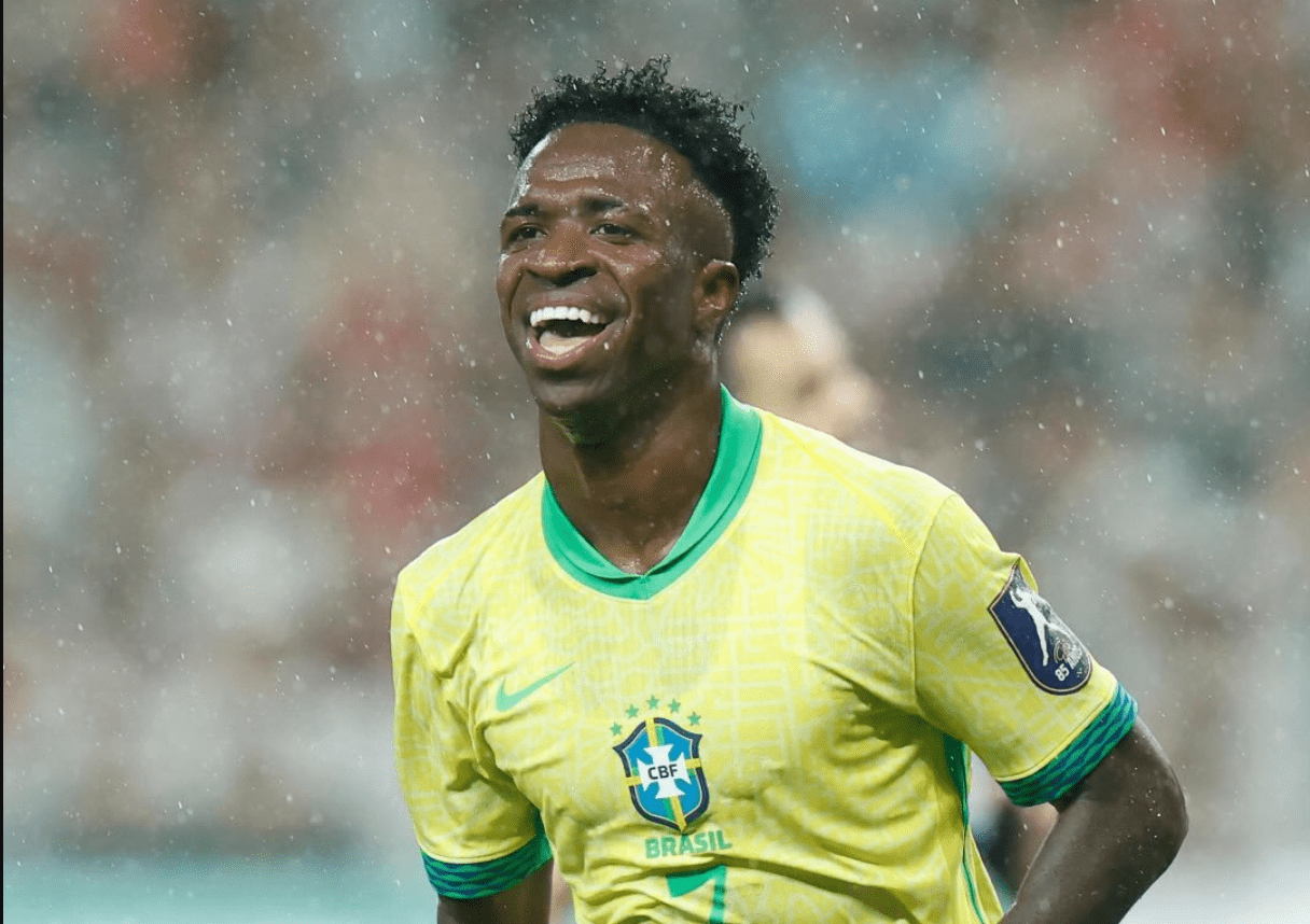 Vaiado no Bernabéu, Vini Jr troca foto do Real pela Seleção e intriga torcedores