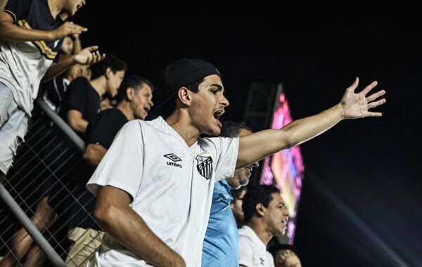 Onde assistir Santos x Fluminense?