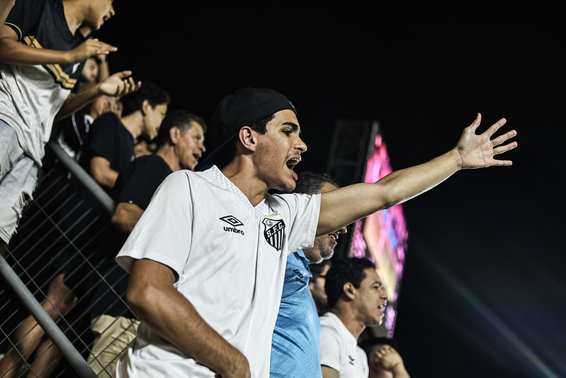 Onde assistir Santos x Fluminense?