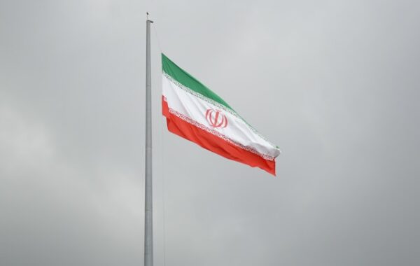 Autoridades do Irã são barradas em aeroporto e devem perder reunião da Fifa